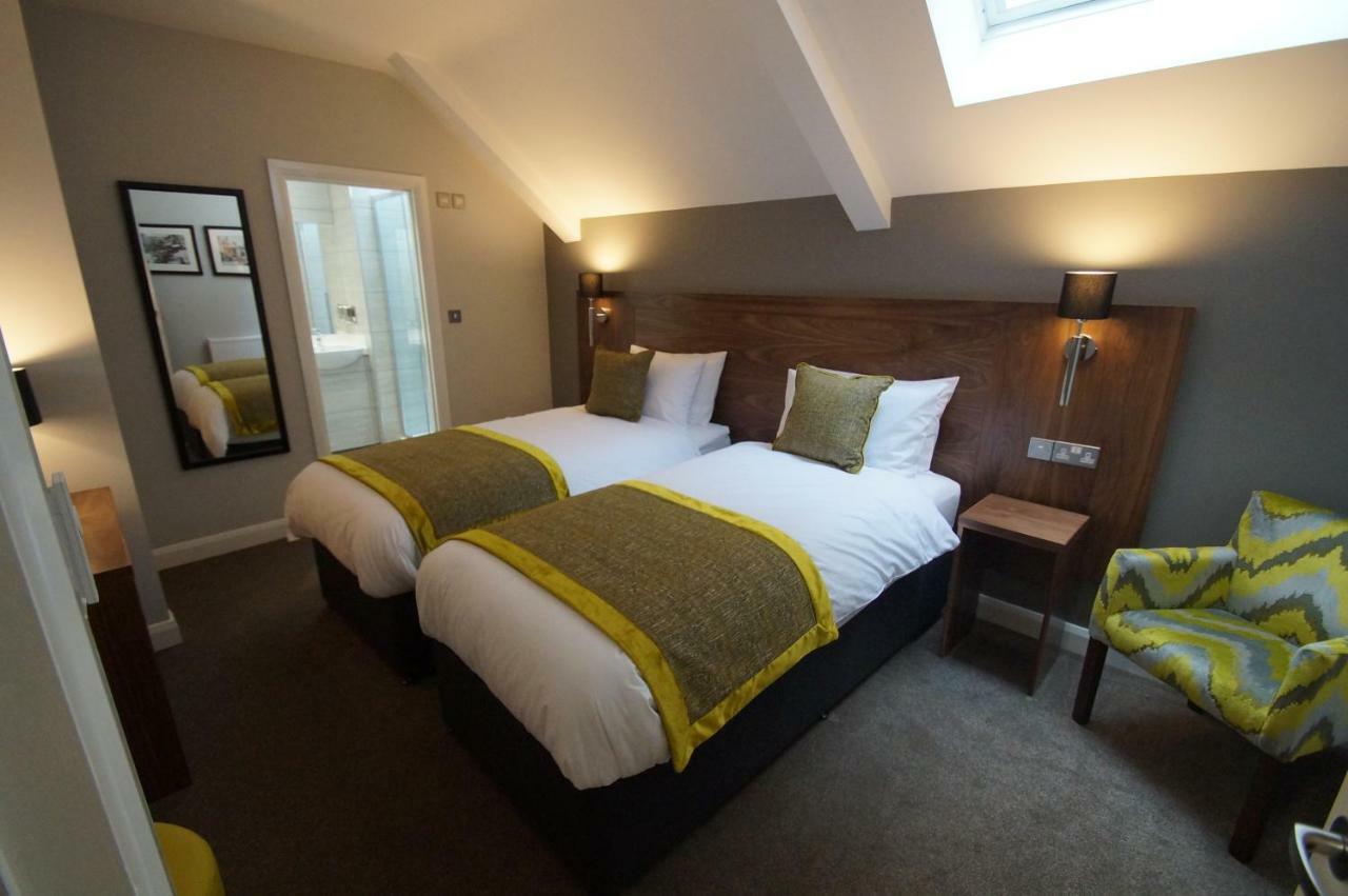New Park Hotel Carmarthen Buitenkant foto